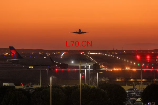 航空煤油价格快速下跌，机票票价却迟迟不降